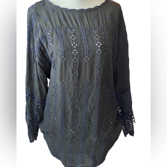 SOLD Johnny Was Black Embroidered Eyelet Lace S (fit M) Long Bell Sleeve Tunic - Picture 7 of 16